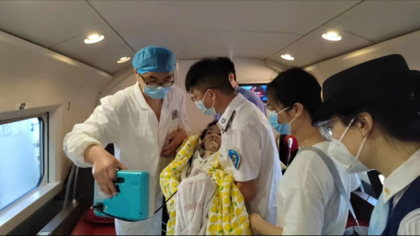 玛沁县专业高铁转运